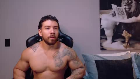 Snapshot of dreammr1 chatting on 1, 5, 2026 cris online show from 1, 5, 2026