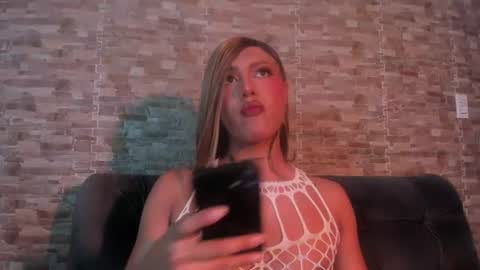 Snapshot of dreams_chloe chatting on 21, 6, 2026 dreams_chloe online show from 21, 6, 2026