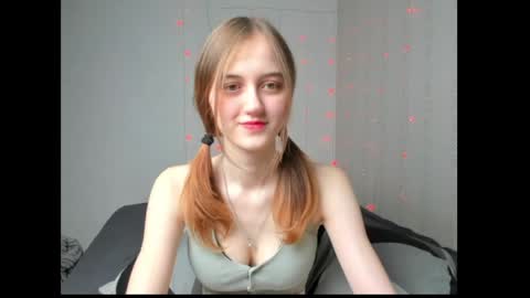dreamy_pollyyy online show from 30, 3, 2026