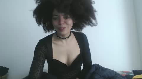 Snapshot of dreamylatina chatting on 15, 2, 2026 DreamyLatina online show from 15, 2, 2026