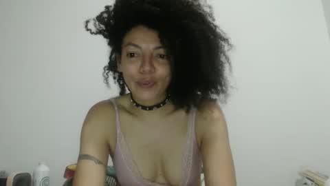 Snapshot of dreamylatina chatting on 29, 5, 2026 DreamyLatina online show from 29, 5, 2026