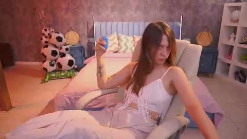 Snapshot of dreamylinaaa chatting on 16, 7, 2026 Lina online show from 16, 7, 2026
