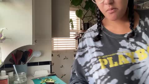 RIRI OR DREAMY online show from 8, 1, 2025