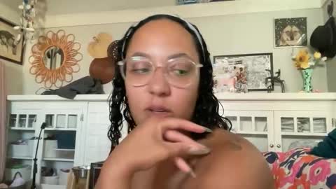 RIRI OR DREAMY online show from 12, 3, 2026