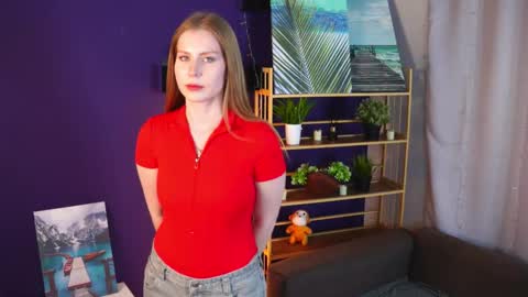 My name is  Luna  online show from 15, 2, 2026