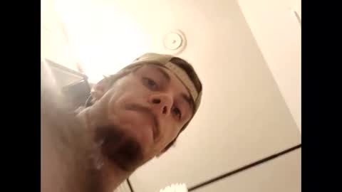 Snapshot of drewthejew616 chatting on 8, 10, 2025 drewthejew616 online show from 8, 10, 2025