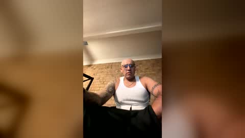 drifter213371497 online show from 17, 6, 2026