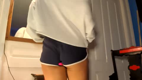 drippinglilygagwell online show from 24, 2, 2026