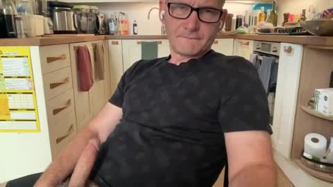 Snapshot of drnickarman chatting on 8, 7, 2026 Nick online show from 8, 7, 2026