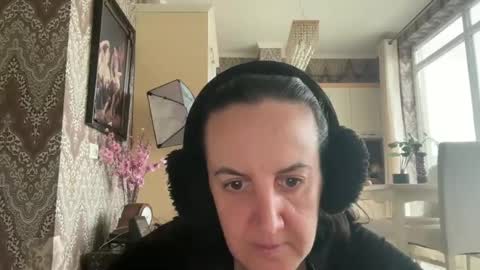 Snapshot of drresa chatting on 27, 2, 2025 Dr. Resa online show from 27, 2, 2025
