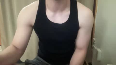 Snapshot of drveucrzy chatting on 8, 5, 2026 driveucrzy online show from 8, 5, 2026