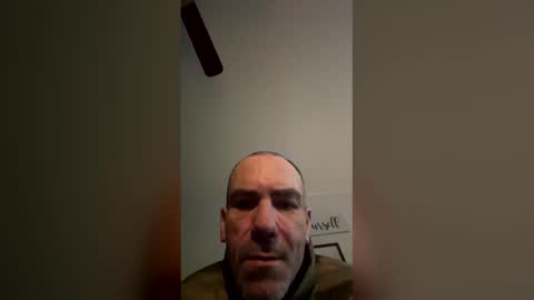 Snapshot of dryjerkoff chatting on 23, 12, 2025 dryjerkoff online show from 23, 12, 2025