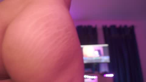 Snapshot of dsexiestqueen chatting on 5, 12, 2024 Trixy Latex Doll online show from 5, 12, 2024