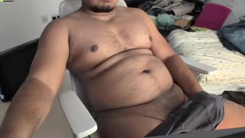 dude31517 online show from 2, 4, 2026