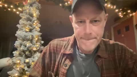 Snapshot of dudeinnh chatting on 20, 12, 2024 Steve online show from 20, 12, 2024