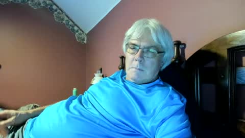 Snapshot of dug38 chatting on 15, 6, 2026 Doug online show from 15, 6, 2026