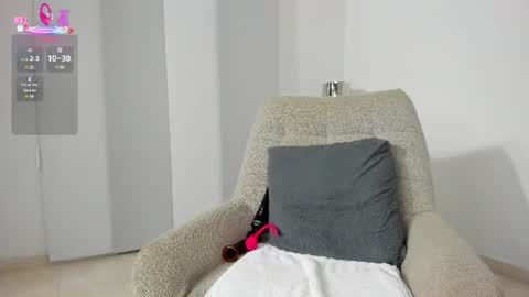 Snapshot of dulce1_ chatting on 17, 7, 2026 Dulce online show from 17, 7, 2026