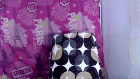 Snapshot of dulce_amor chatting on 12, 1, 2025 Dulce online show from 12, 1, 2025