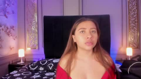 Snapshot of dulce_girls chatting on 5, 5, 2026 Dulce online show from 5, 5, 2026