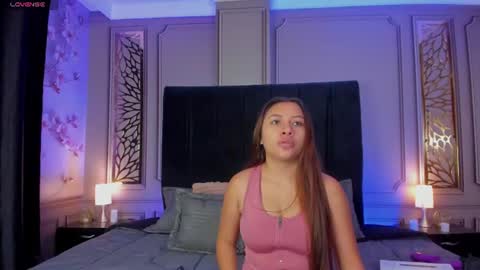 Snapshot of dulce_girls chatting on 7, 7, 2026 Dulce online show from 7, 7, 2026