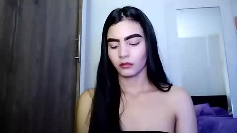 Snapshot of dulce_lucero chatting on 27, 9, 2025 dulce_lucero online show from 27, 9, 2025