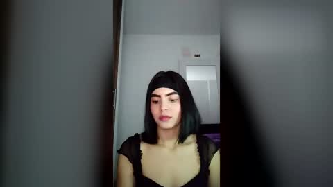 dulce_lucero online show from 18, 6, 2026