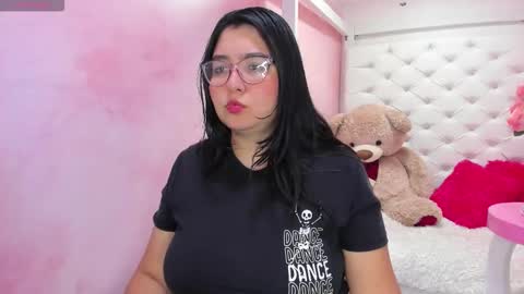 Dulce  online show from 14, 10, 2025