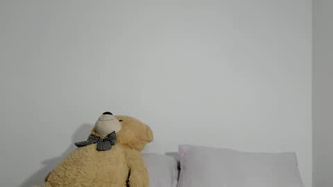 Dulce  online show from 19, 2, 2025