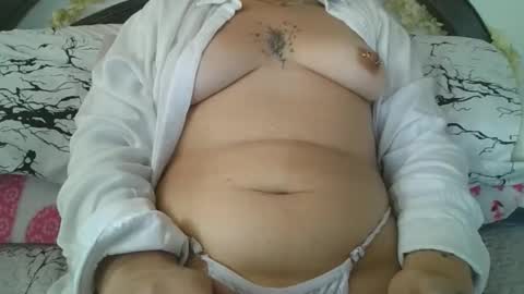 dulce_xiara online show from 9, 4, 2026