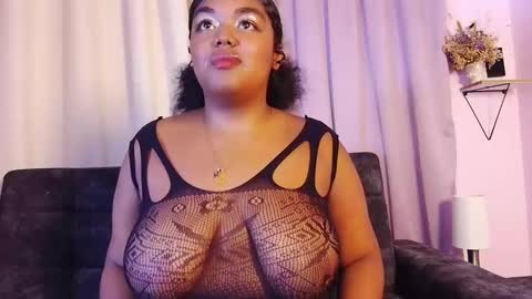 Snapshot of dulceesmith chatting on 22, 10, 2025 dulceesmith online show from 22, 10, 2025