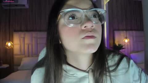 dulcevela online show from 11, 11, 2025