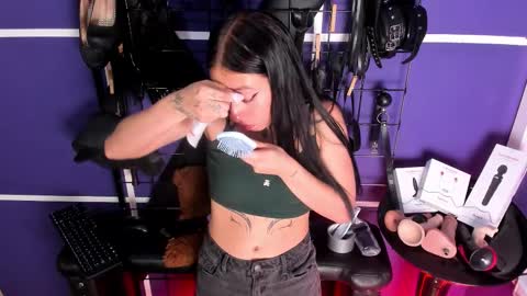 Snapshot of dunnadan_bms chatting on 20, 12, 2025 dunnadan_bms online show from 20, 12, 2025