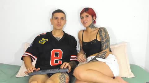 Snapshot of dust_couple chatting on 21, 5, 2026 Nicolle y Julian online show from 21, 5, 2026