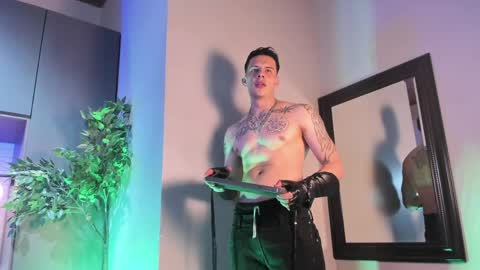 Dustin Sonne online show from 18, 4, 2026