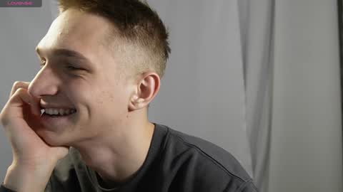 Dustyn online show from 26, 12, 2024