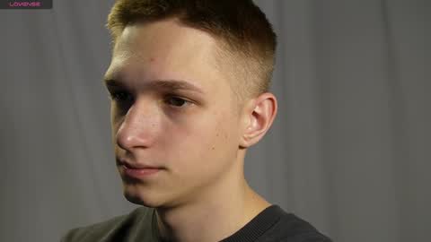 Dustyn online show from 27, 12, 2024