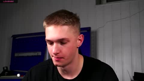 Dustyn online show from 25, 11, 2025