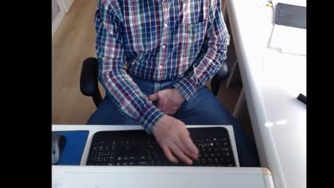 dutchpornking2 online show from 3, 2, 2025