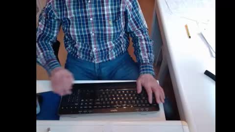 dutchpornking2 online show from 12, 2, 2025