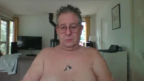 Snapshot of dutchsmooth chatting on 2, 12, 2024 dutchsmooth online show from 2, 12, 2024