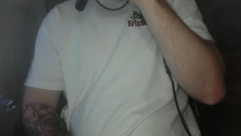 Snapshot of dvd317578 chatting on 14, 9, 2025 Devan D online show from 14, 9, 2025