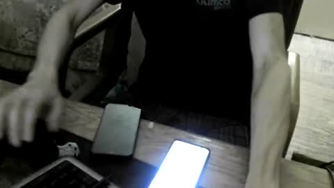 Snapshot of dvelope chatting on 6, 7, 2026 dVe1oPe online show from 6, 7, 2026