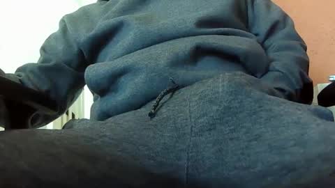 Snapshot of dweav240 chatting on 20, 2, 2025 dweav240 online show from 20, 2, 2025