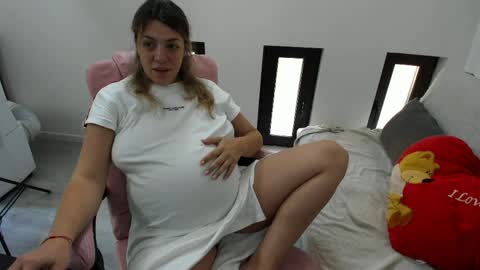 Snapshot of dyanakaylin chatting on 7, 6, 2026 dayana online show from 7, 6, 2026