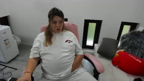 Snapshot of dyanakaylin chatting on 12, 6, 2026 dayana online show from 12, 6, 2026