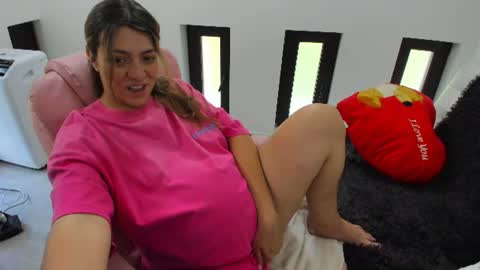 Snapshot of dyanakaylin chatting on 18, 6, 2026 dayana online show from 18, 6, 2026