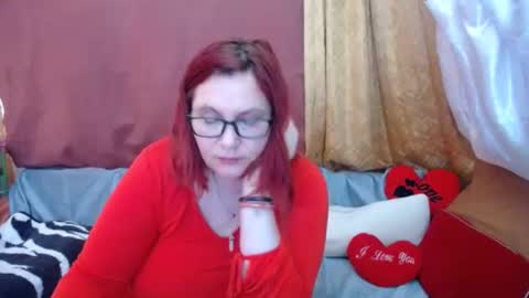 Snapshot of dyannelovee chatting on 20, 5, 2026 Dyanne online show from 20, 5, 2026