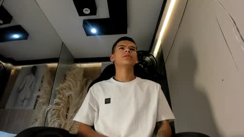 dylanroyce_ online show from 4, 4, 2026