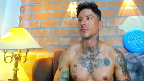 D Y L A N online show from 20, 2, 2025