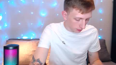 Snapshot of dyrinda chatting on 11, 9, 2025 Julia and Dima online show from 11, 9, 2025